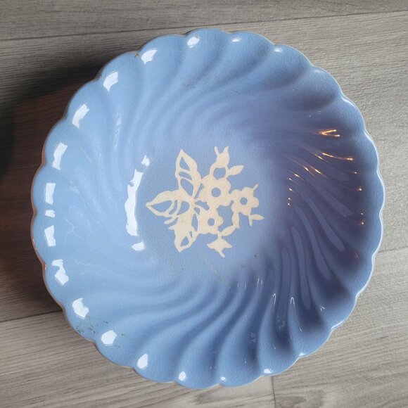 Light Blue Harker Cameo Ceramic Swirl Bowl With Floral Center Design 9" - Picture 1 of 6